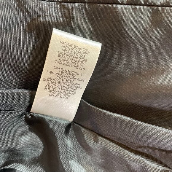 David Brooks Petite Black Cropped Quilted Puffer Jacket Lightweight Size 8P - Picture 15 of 15